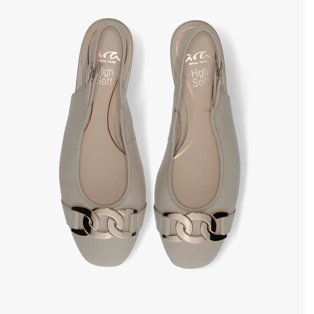 Ara Cream Flats with Chic Chain Accent